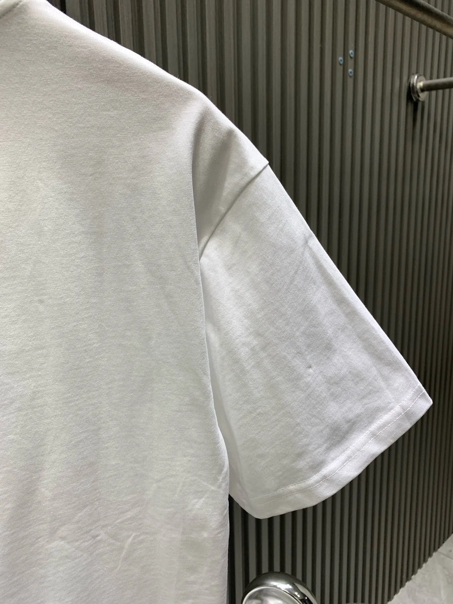 🅿️230 white